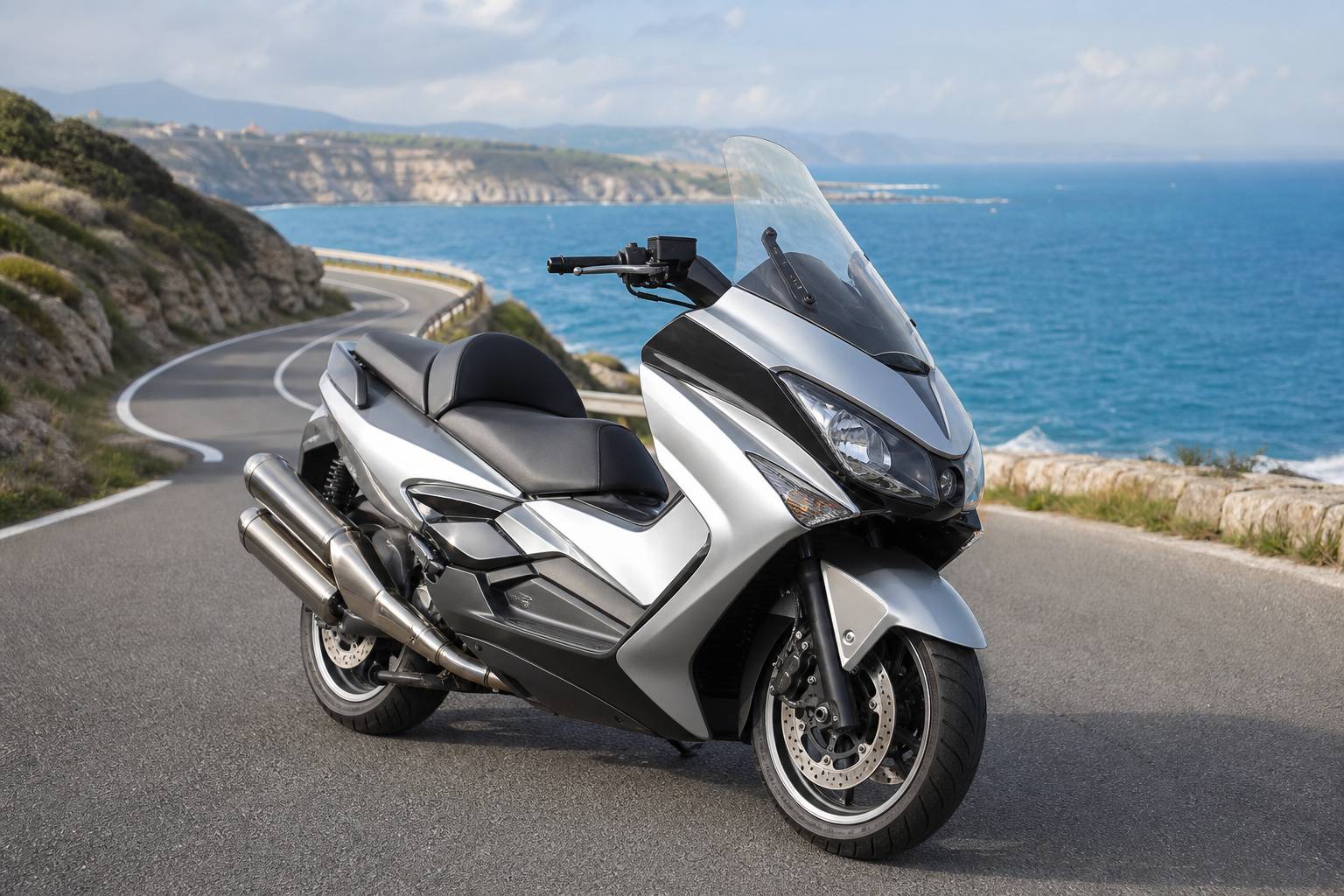 Gilera GP 800 maxi-scooter innovation extérieur